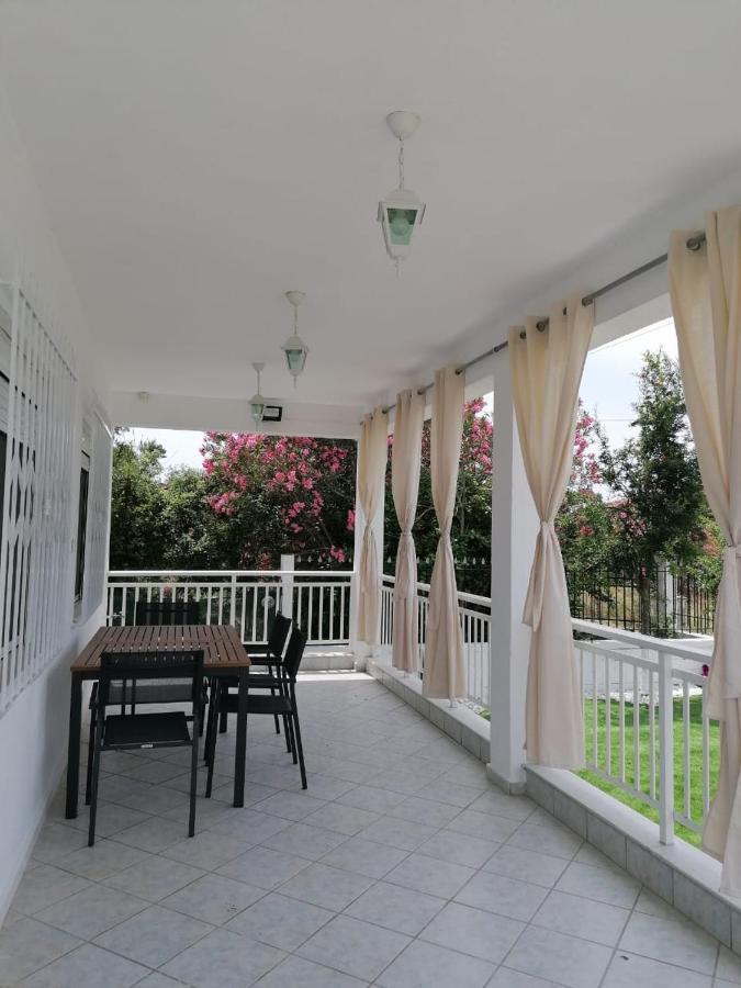 Aurora Home Nea Kallikrateia Exterior photo